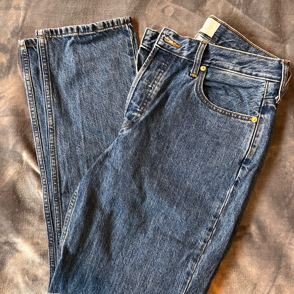 Everlane 90’s Cheeky Jean